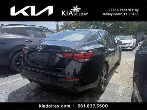 Used 2023 Nissan Sentra SV FWD image 2