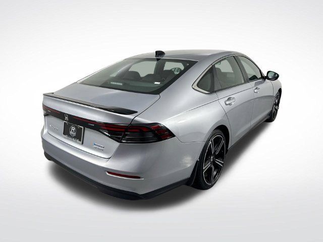 Used 2025 Honda Accord Sport image 36