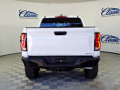 New 2026 Chevrolet Colorado ZR2 w/ Technology Package image 22