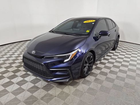 Used 2023 Toyota Corolla SE FWD image 7