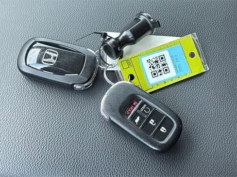 Used 2025 Honda CR-V EX image 46