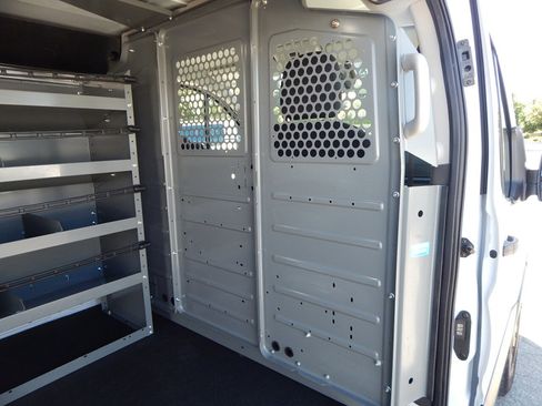 Used 2022 Ford Transit 250 Low Roof image 16