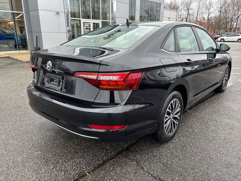 Used 2019 Volkswagen Jetta SEL image 3