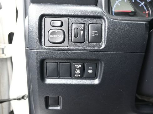 Certified 2023 Toyota 4Runner 40th Anniversary SE image 25