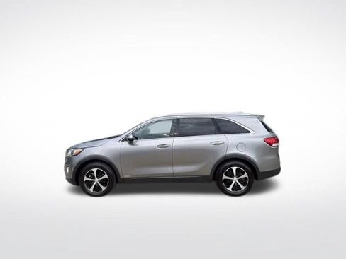 Used 2017 Kia Sorento EX AWD/4WD image 6