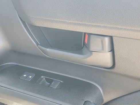 Certified 2025 Toyota 4Runner TRD Off-Road Premium image 49