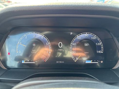 Used 2023 Jeep Grand Cherokee L Limited AWD/4WD image 13