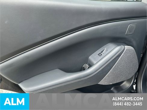 Used 2025 Ford Mustang Mach-E Premium image 27