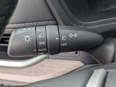 Used 2024 Toyota Grand Highlander Limited image 27