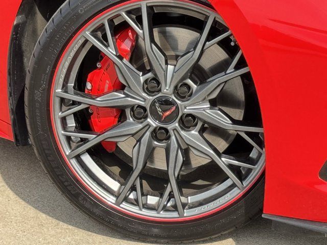 Used 2025 Chevrolet Corvette Stingray Premium Conv w/ Z51 Performance Package RWD image 34