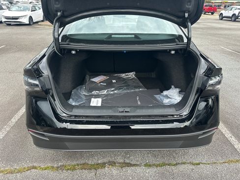 New 2026 Nissan Sentra SV image 18