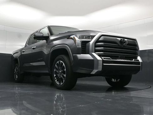 Used 2023 Toyota Tundra Limited AWD/4WD image 58