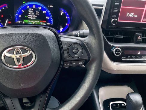 Used 2020 Toyota Corolla LE w/ Carpet Mat Package (TMS) FWD image 24