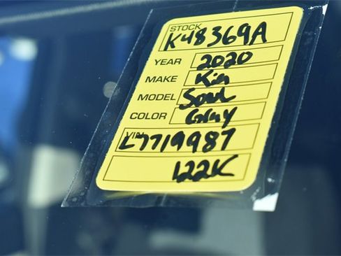 Used 2020 Kia Soul LX image 14