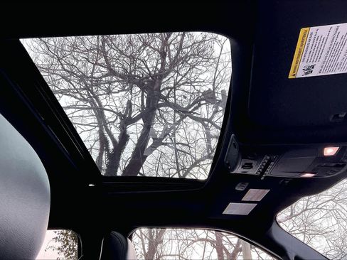 Used 2018 Ford F150 Raptor w/ Equipment Group 802A Luxury image 13