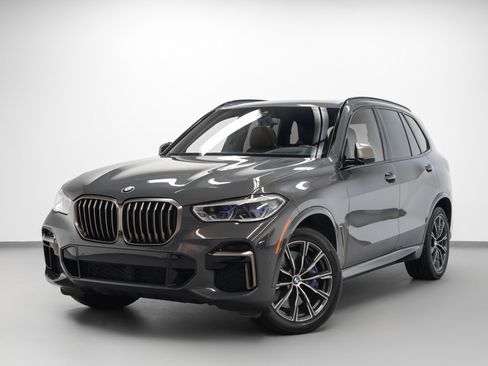 Used 2022 BMW X5 M50i w/ Executive Package image 1