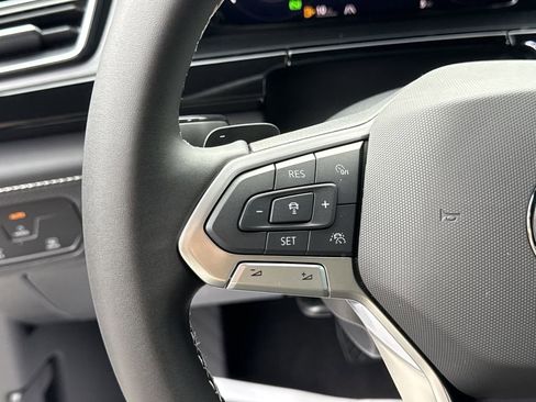 New 2026 Volkswagen Atlas Cross Sport SE image 34