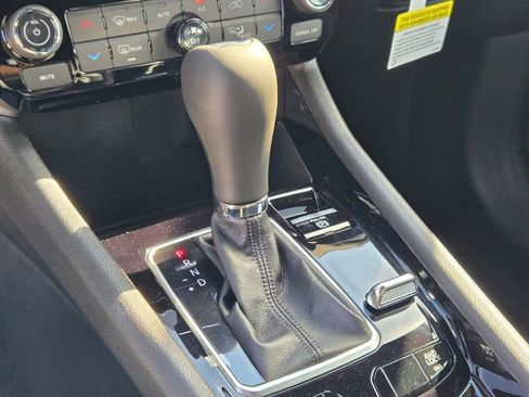 New 2026 Jeep Compass Latitude image 26