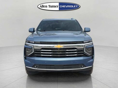 Used 2025 Chevrolet Tahoe LT w/ Comfort Package image 2