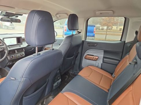 Used 2024 Ford Maverick Lariat image 28