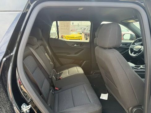 Used 2025 Chevrolet Equinox LT FWD image 21