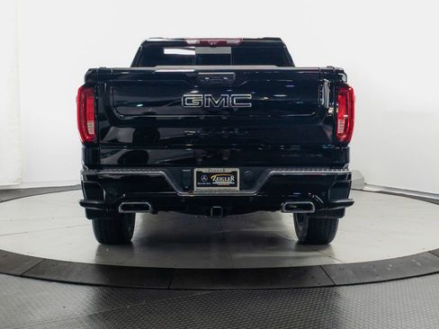 Used 2023 GMC Sierra 1500 Denali w/ Technology Package AWD/4WD image 29