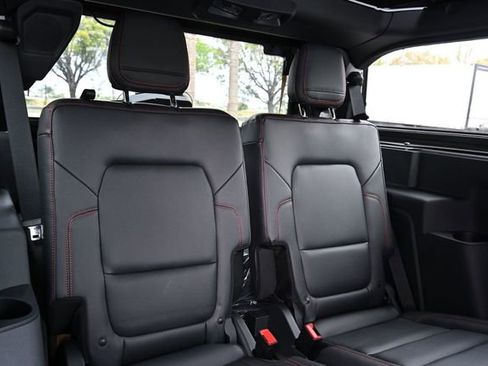 Used 2025 Ford Bronco Stroppe Edition image 27