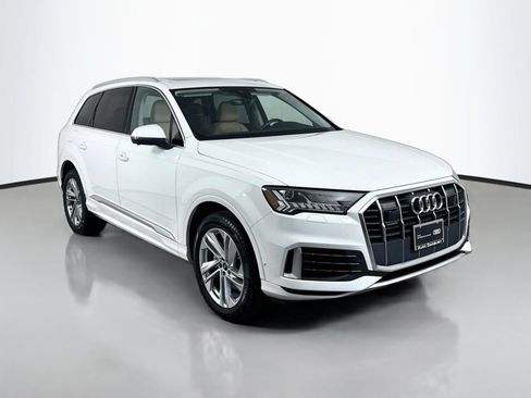 Used 2023 Audi Q7 3.0T Premium Plus w/ Premium Plus Package AWD/4WD image 7