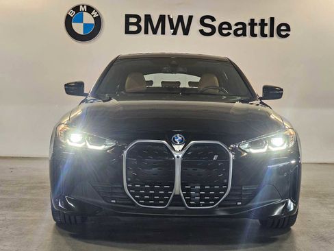 Certified 2023 BMW i4 eDrive35 w/ Premium Package image 6