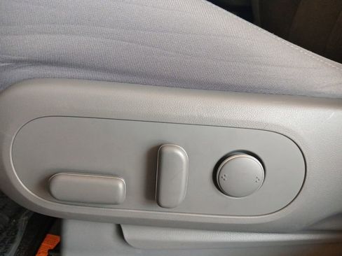 Used 2024 Hyundai Ioniq 5 SE RWD image 16