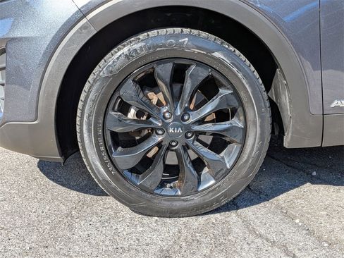 Used 2020 Kia Sorento S image 29