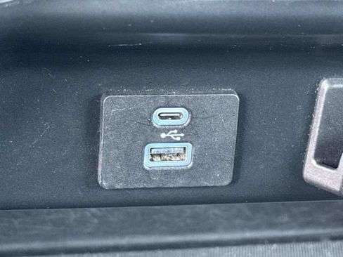 Certified 2022 Ford F150 Lariat AWD/4WD image 47