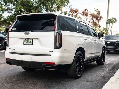 Used 2021 Cadillac Escalade Sport Platinum w/ LPO, ONYX Package AWD/4WD image 11