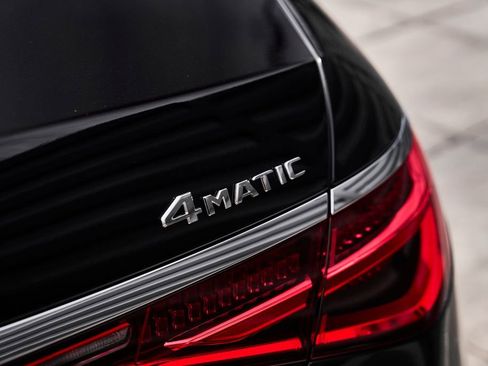 Used 2025 Mercedes-Benz S 580 4MATIC Sedan image 11