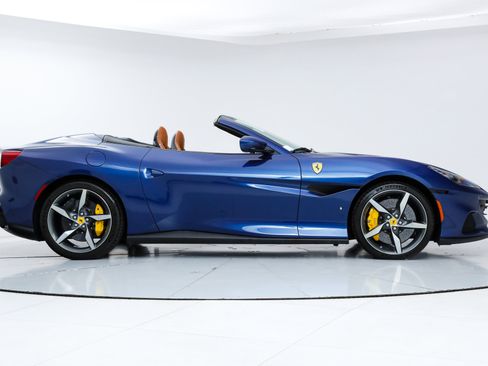 Certified 2023 Ferrari Portofino M image 17