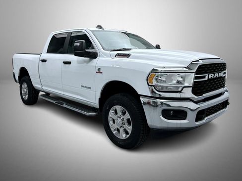 Used 2024 RAM 2500 Big Horn image 3