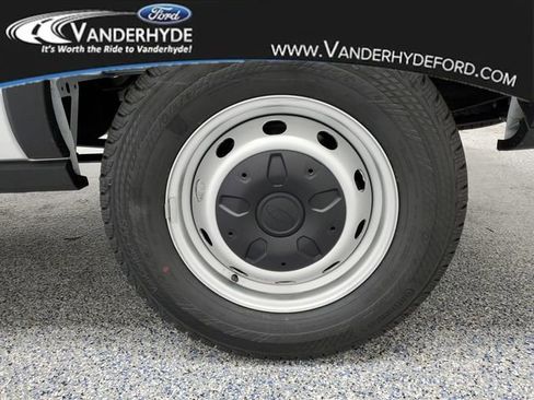 New 2025 Ford Transit 250 Low Roof image 5