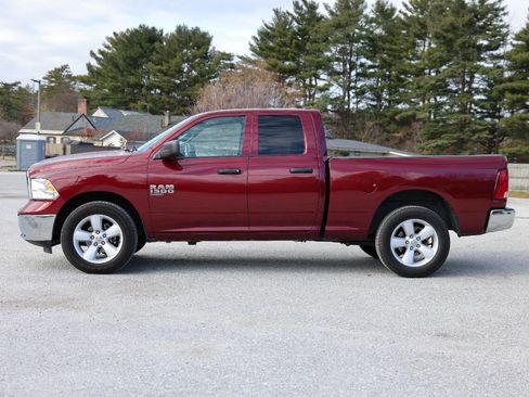 Used 2024 RAM 1500 Classic SLT image 2