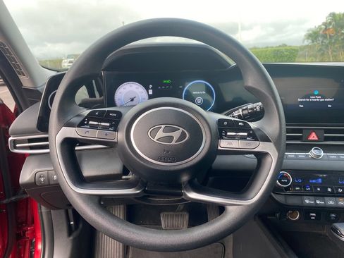 Certified 2024 Hyundai Elantra SEL FWD image 14