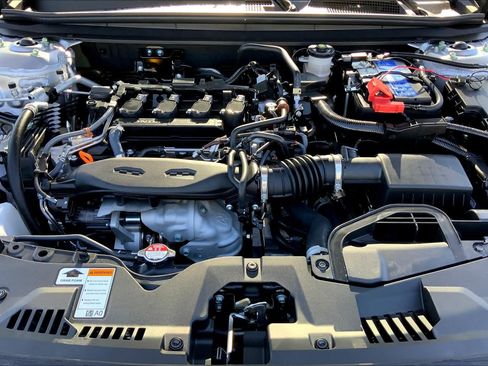 Used 2025 Honda Accord SE image 16