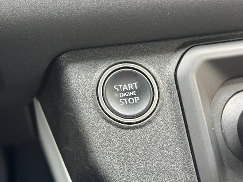 Used 2023 Land Rover Defender 110 S image 26