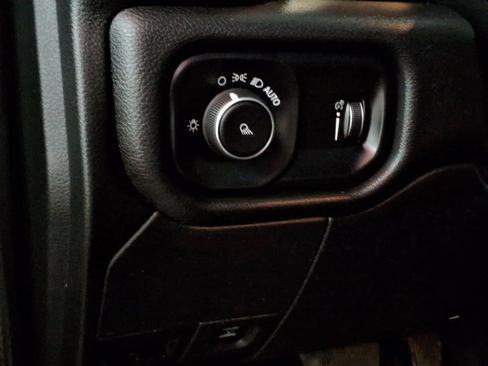 Used 2022 RAM 2500 Tradesman AWD/4WD image 22
