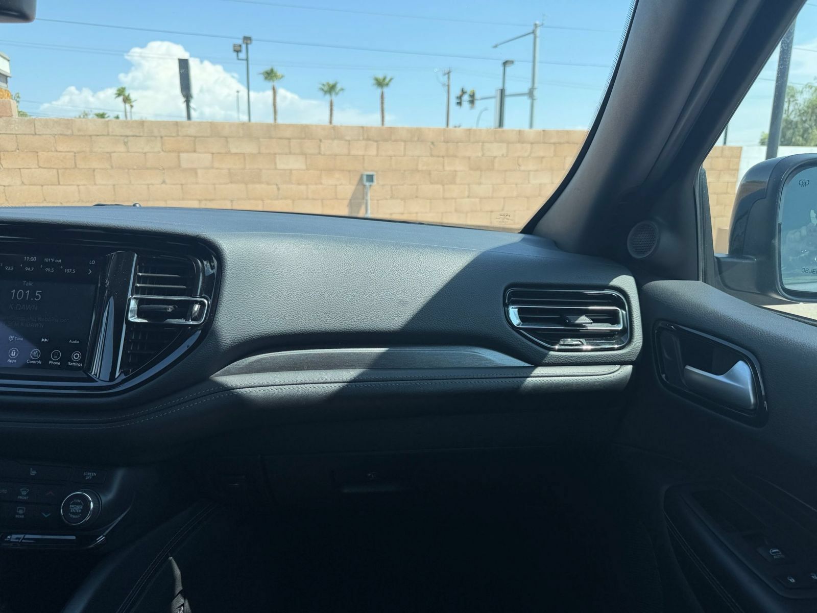 Used 2024 Dodge Durango SXT AWD/4WD image 34