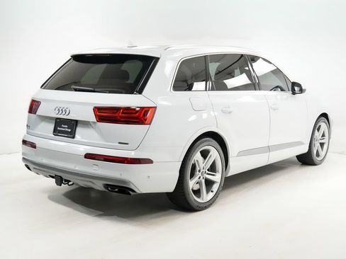Used 2019 Audi Q7 3.0T Prestige w/ Prestige Package AWD/4WD image 10
