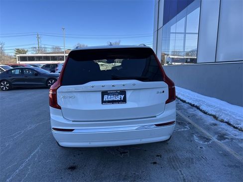 Certified 2024 Volvo XC90 B6 Plus w/ Protection Package Premier image 7