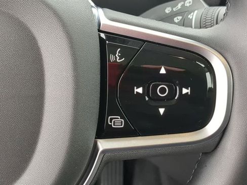 Certified 2026 Volvo XC90 B6 Plus w/ Protection Package Premier image 25