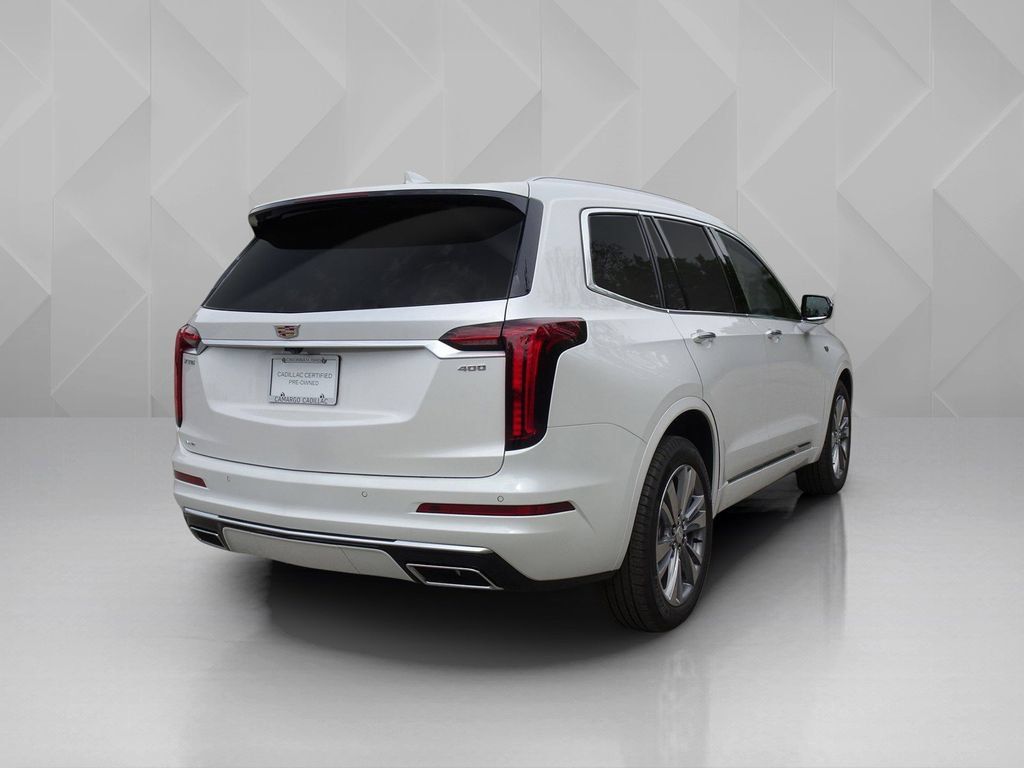Certified 2025 Cadillac XT6 Premium Luxury AWD/4WD image 5