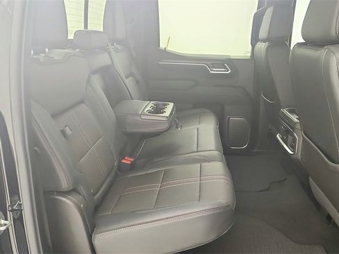 Used 2024 Chevrolet Silverado 1500 High Country w/ Midnight Edition image 34