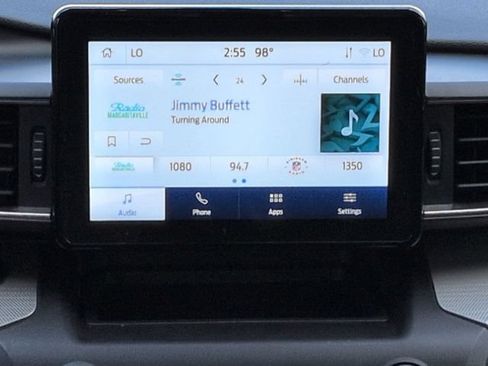 Used 2020 Ford Explorer XLT w/ Equipment Group 202A RWD image 18