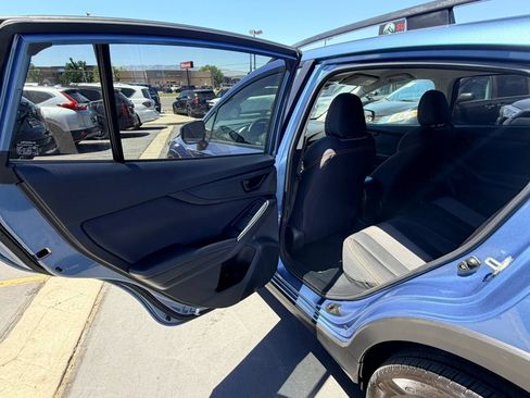 Used 2021 Subaru Crosstrek 2.0i Premium AWD/4WD image 19